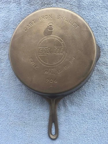 #8 GRISWOLD,cast iron skillet,SLANT logo, pn 704 A, EX, Cond.,NR!