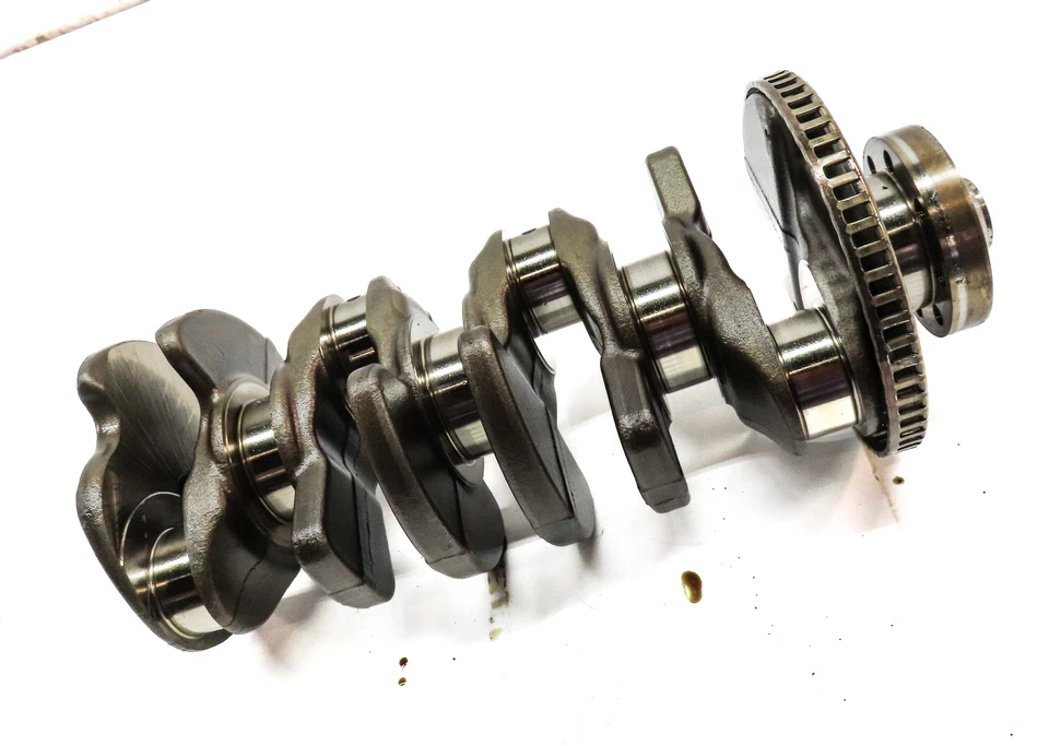 Audi Q3 (8U) 2016 2,0 L turbo (CCTA) cigüeñal del motor cigüeñal Foto 3 de 4