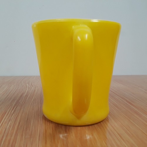 Vintage Fireking D Handle Coffee Mug Yellow #28 - Picture 2 of 13