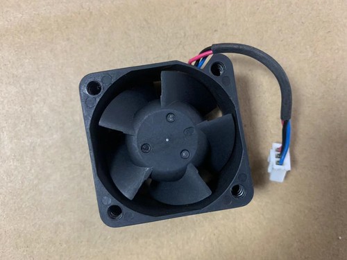 Delta EFB0412VHD R00 40x40x20mm 4020 12V 0.18A DC BRUSHLESS Fan 3pin - 第 2/5 張圖片
