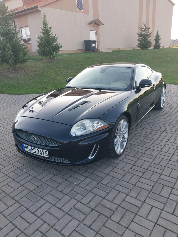 Jaguar XKR 5.0 V8 Supercharged / 510PS / Alu 20 '' / Keyless - Bild 2 von 4