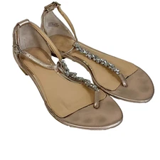 Jewel Badgley Mischka Dafina Thong Sandals 8 Metallic Gold Leather Embellished
