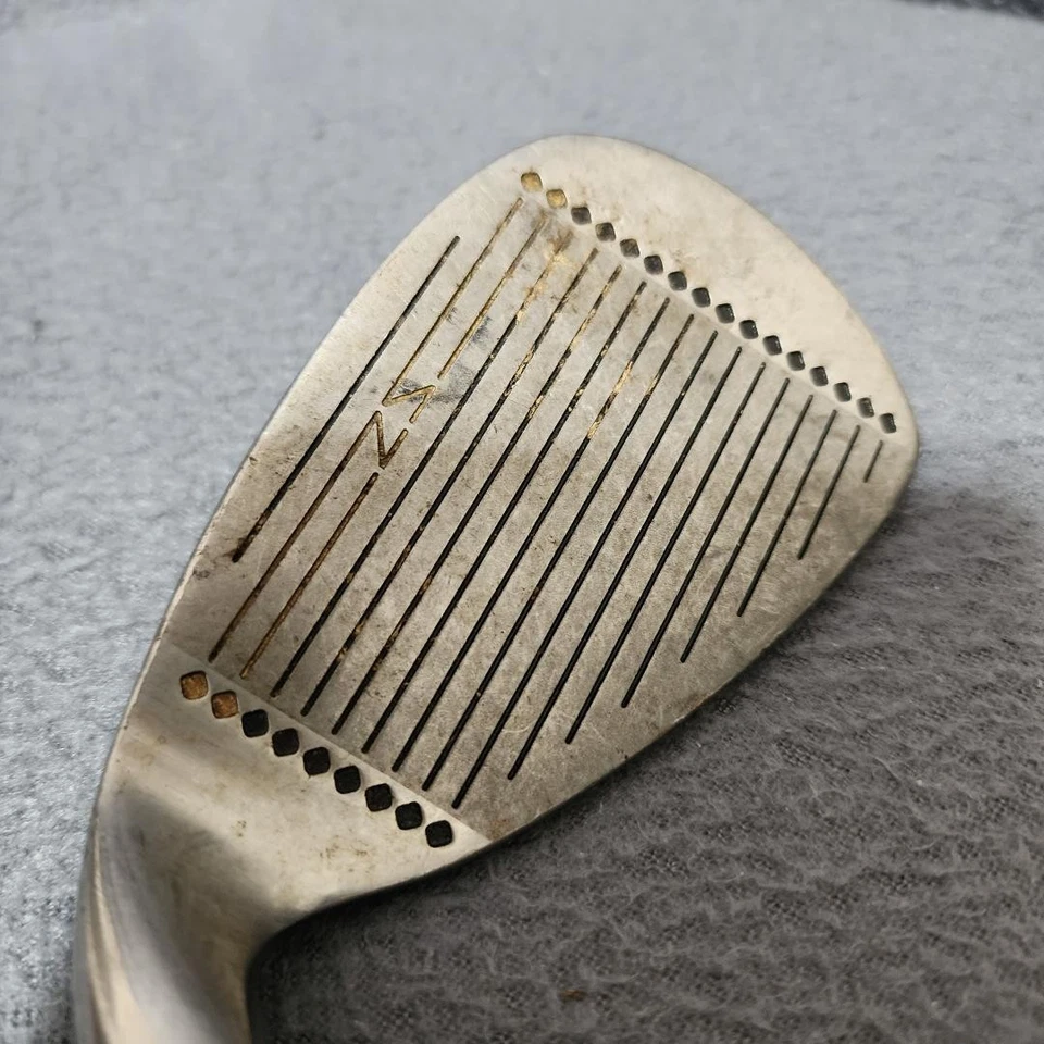 LPGA SQUARE TWO PCX II POWER CAVITY #9 IRON W/NEW GRIP - Image 3 of 4