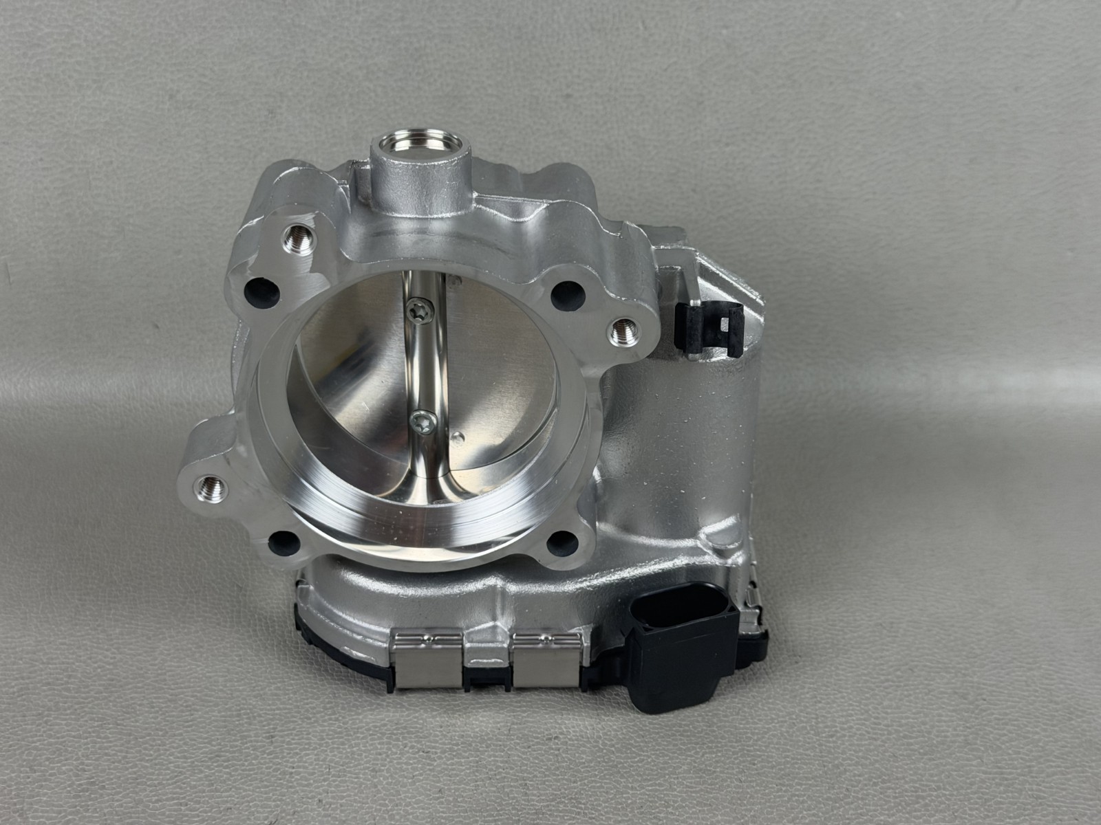 New! 2013+ Maserati Quattroporte GTS Throttle Body (271572)