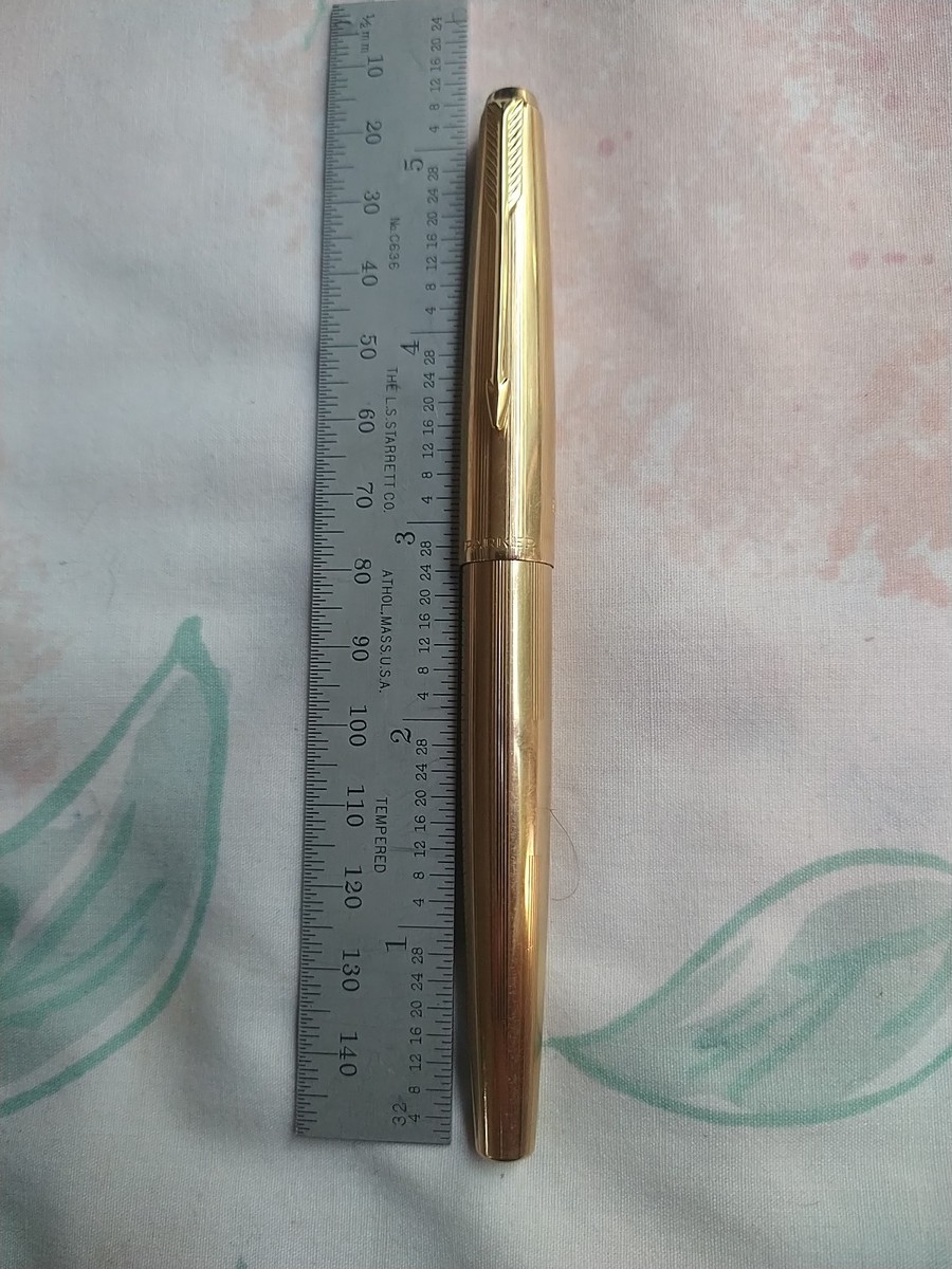 Parker 61. 1/10 12k GF Cap, Black Barrel 14k Gold Medium Nib