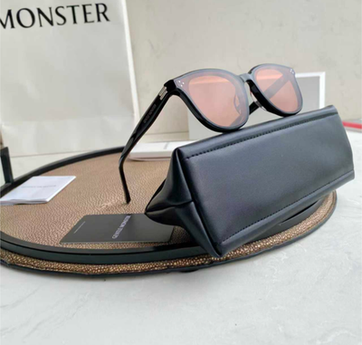 Gentle Monster Dean 01(OR) Sunglasses Black/Orange With Case New