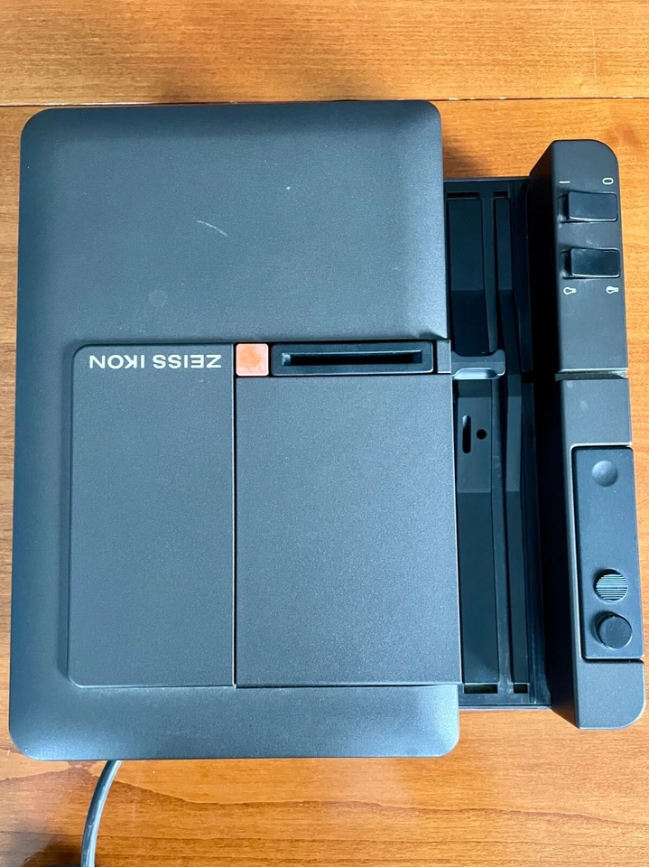  Zeiss Ikon Perkeo R 2500 AFS  Slide Projector Full Working Order Good Condition - Image 2 of 4