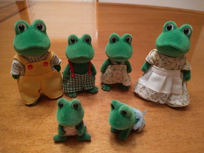 calico critters frog family