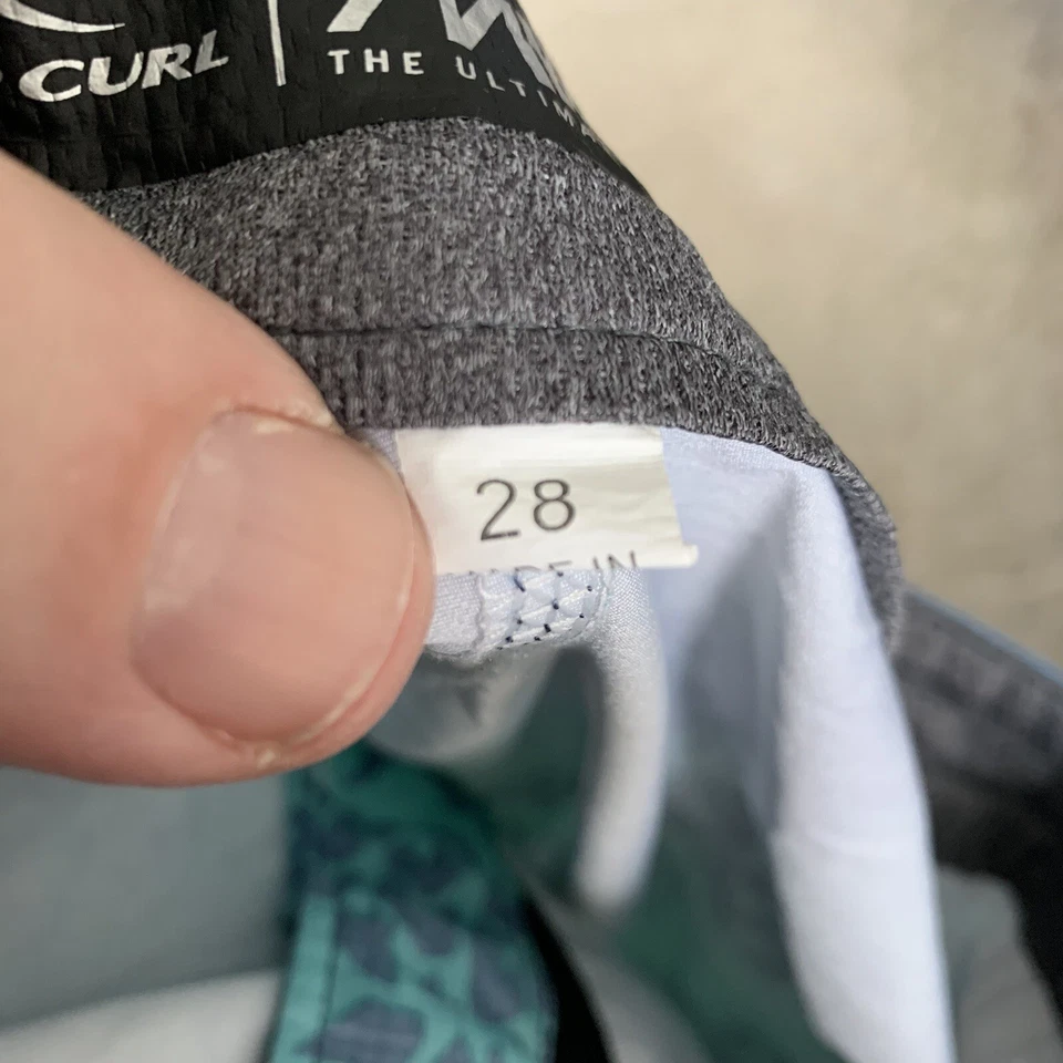 RIP CURL Boardshorts Mens Sz 28 Mirage Blue Green Pineapple Logo Drawstring - Image 4 of 4