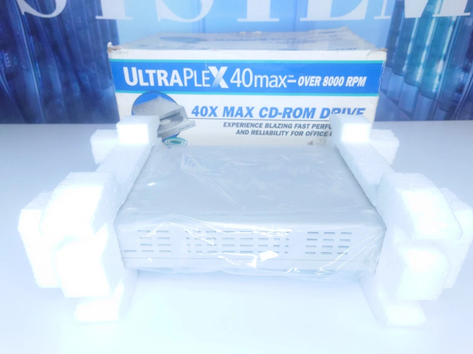 PLEXTOR PX-40TSE INTERNAL PLEXWRITER 50 PIN SCSI CD-ROM - Image 2 of 4