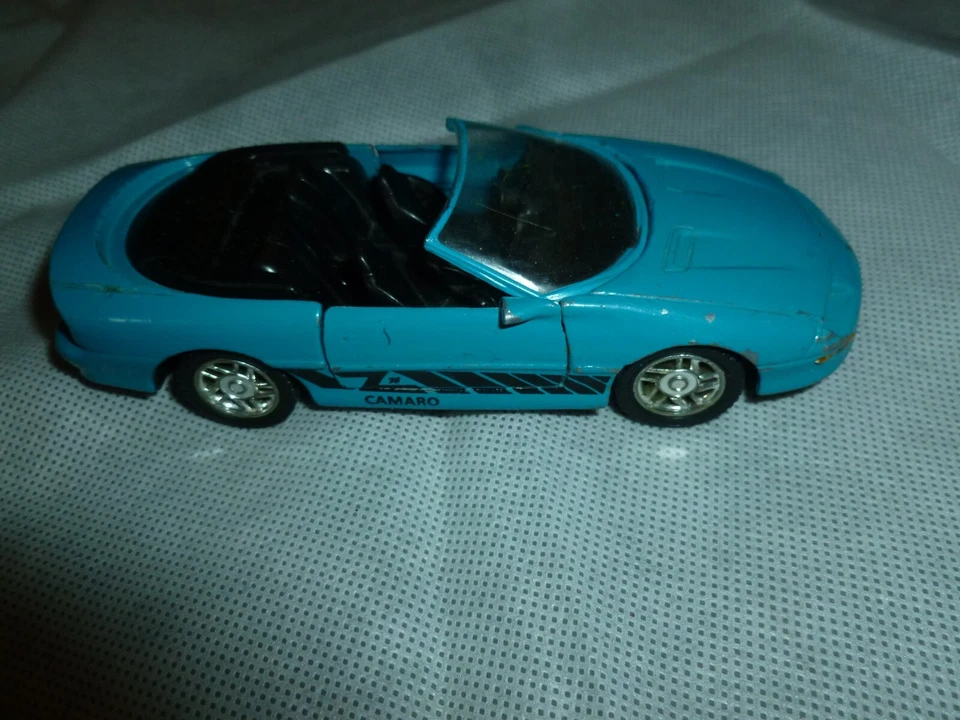 Vintage MAJORETTE CHEVROLET CAMARO CONVERTIBLE 5 " DIECAST - Image 3 of 4