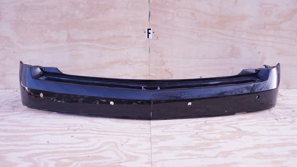 Cadillac SRX 2010-2016 parachoques trasero cubierta panel plástico fábrica 20835695 OEM Foto 2 de 4