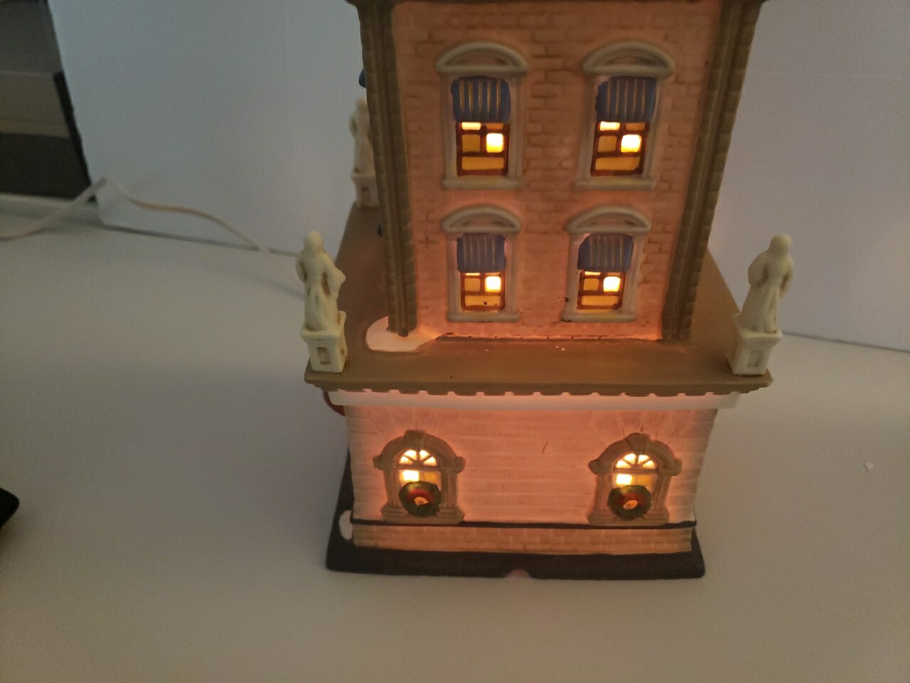 Picture 20 of 24