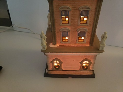 Heartland Valley Village Hotel Charleston 2006 Christmas Limited Edition w/Box - Picture 20 of 24