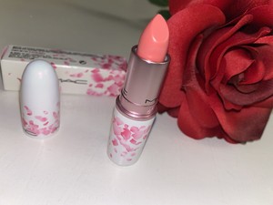 mac hi fructease lipstick