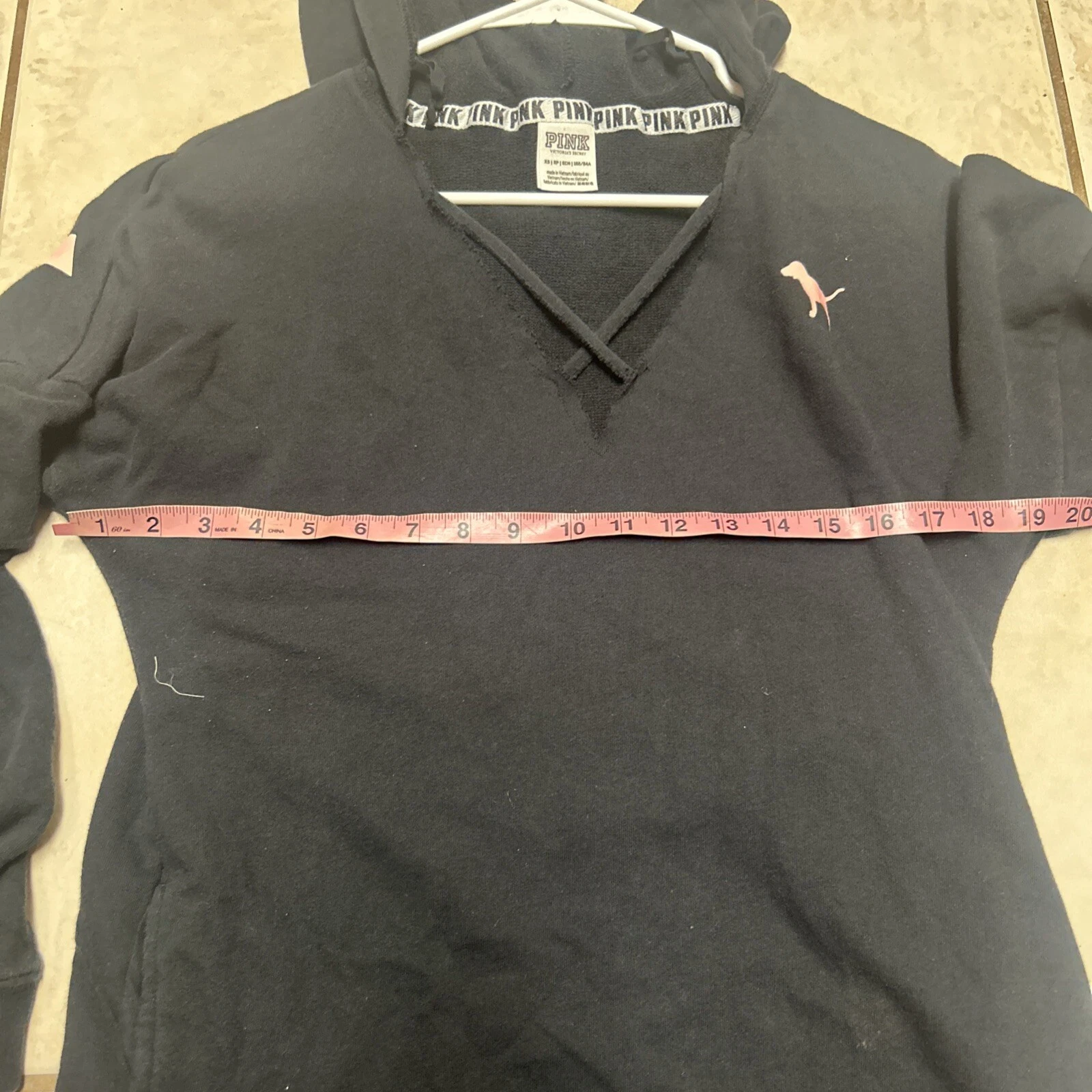 victoria-secret-vs pullover pockets spellout hoodie