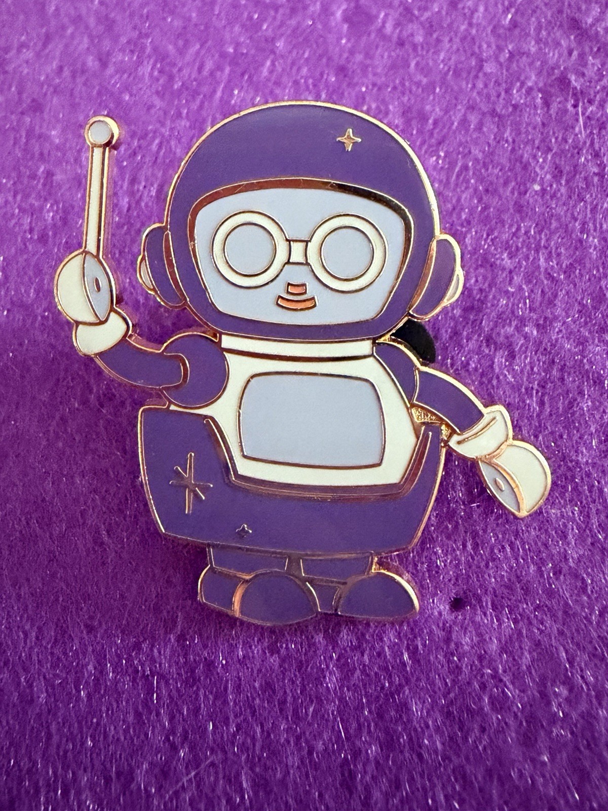 2021 Disney Mystery WDW 50th Anniversary SMRT-1 CommuniCore Purple Robot Pin