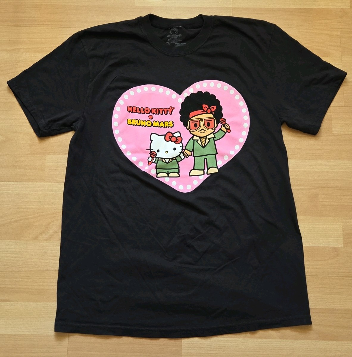 Hello Kitty X Bruno Mars Black City Event Large T-SHIRT W/ Sticker Set