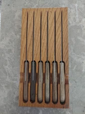 VTG EVERBRITE WOOD KNIFE SET OF 6 IN FLAT WOOD HOLDER HANDLES ARE FADDED