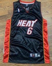 LeBron, Saints, Vuvuzela, Highlight eBay's 2010 Top Shopped Report 12