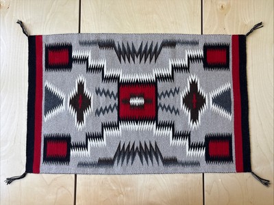 Navajo Storm Pattern Weaving (Fine, Tight Weave)