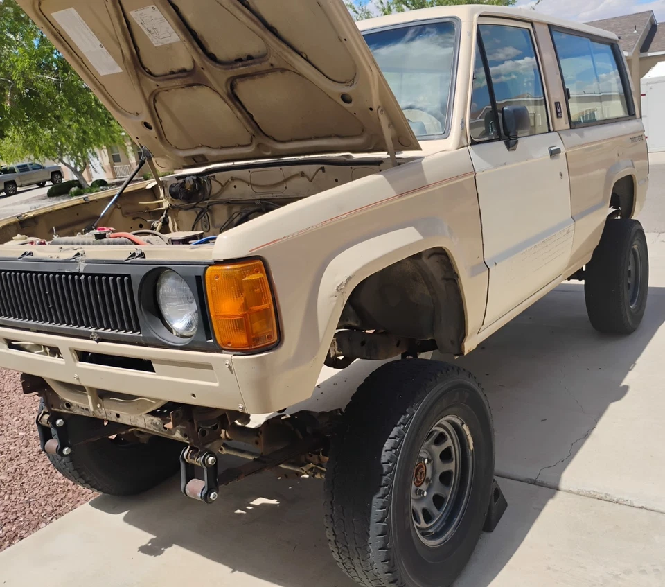 1986 Isuzu Trooper II - Image 2 of 4