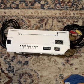 Sega Dreamcast Console HKT-3020, 2 Controllers, 2 VMUs,Rumble Pack. 6 games+more