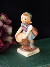 Goebel Hummel Figurine ornament girl little helper with Basket