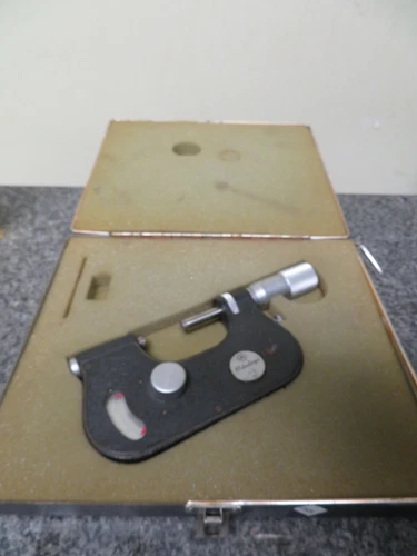 Mitutoyo 510-106 2-3" .0001" Indicating micrometer OS29