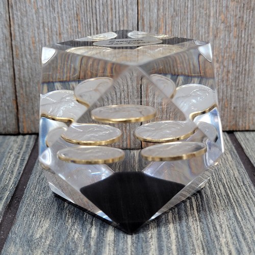 1973 Las Vegas Lucite Floating Penny Prism Paperweight Souvenir Vintage EUC MCM - Picture 3 of 11