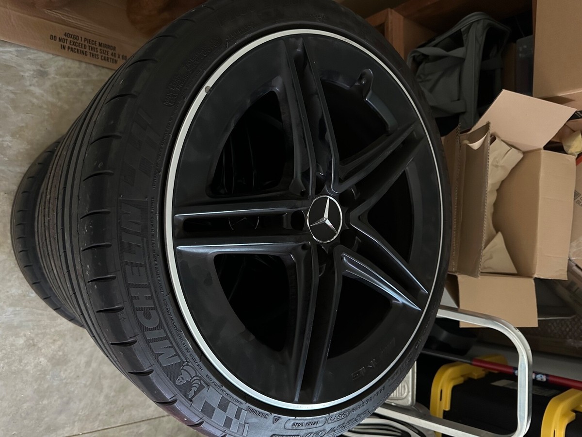 2019 Mercedes-Benz CLA 45 AMG 19