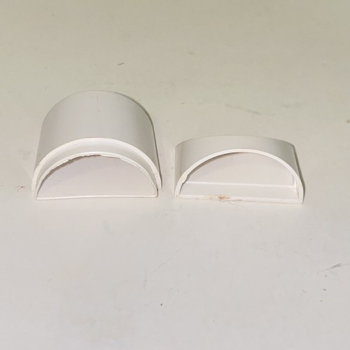 Retro Solid White Half Circle Hard Plastic Salt & Pepper Shaker Set MCM Kitsch - Picture 10 of 14