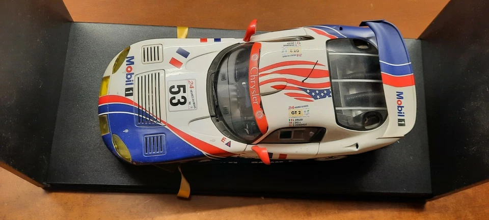 DODGE VIPER GTS R - Autoart 1/18 - Immagine 2 di 3