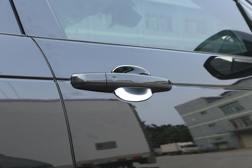 Cubierta de tazón cromada para manija de puerta exterior para Land Rover Discovery 5 2017-2018 - Imagen 3 de 12