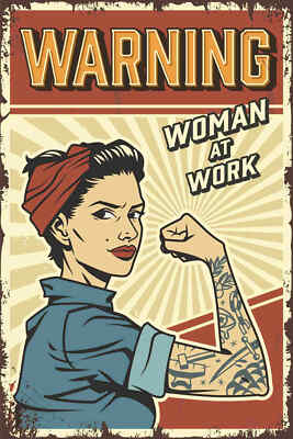 Holzschild 18x12 warning women at work Frau Wand Deko Bar Kneipe Sammler Geschen
