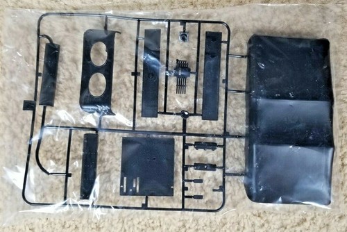 1/16 Scale The Silver Ghost 1906 Rolls Royce Model Kit Entex Sealed Parts - Picture 9 of 10