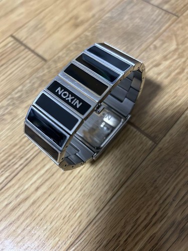 NIXON THE ROTOLOG Watch Black With Box & With Links New Battery - Picture 4 of 5