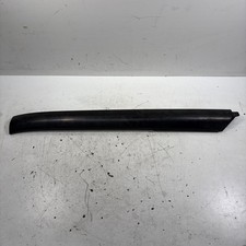 03-11 Honda Element moldura parabrisas derecho adorno 73152-SCV-A01ZA OEM