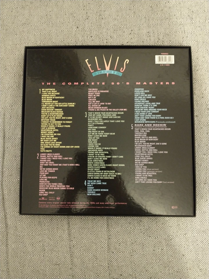Elvis Presley - The complete 50`s masters, 5CD BOX im LP-Format, EX - Bild 2 von 3