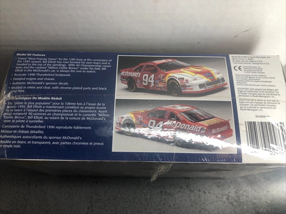 Bill Elliott #94 McDonald's Ford Thunderbird 1:24 Monograma Modelo Kit Nuevo en Caja NASCAR Foto 2 de 4