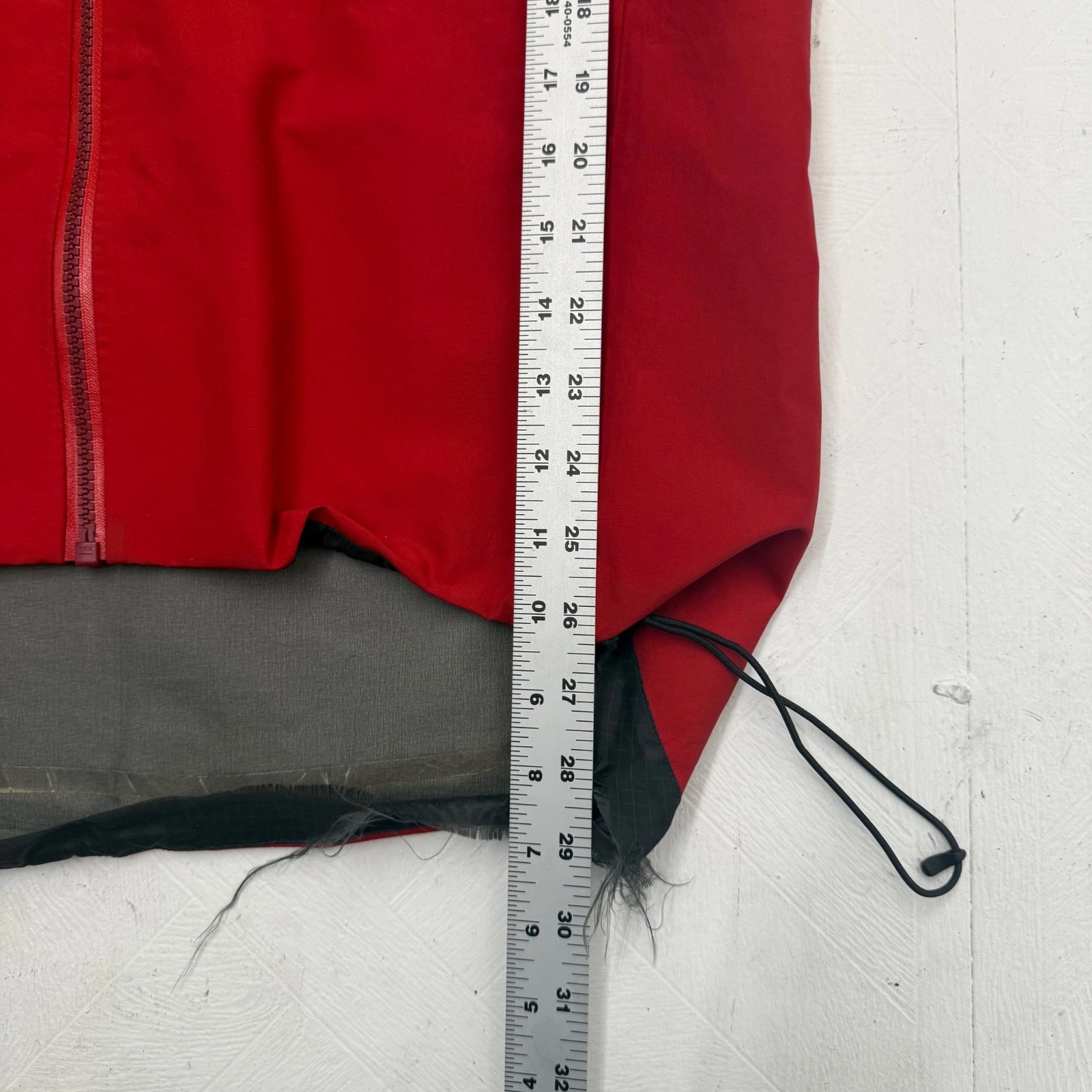 Arc'teryx Alpha SV Bordeaux Red Rain Ski Waterproof Jacket Men’s Size Small - product detail image 15