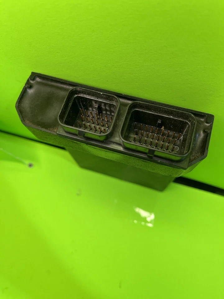 2007-2008 YAMAHA YZF R1 ECU КОМПЬЮТЕРНЫЙ МОДУЛЬ ОТЛИЧНОМ РАБОЧЕМ СОСТОЯНИИ. Б/У от оригинального производителя. - Изображение 3 из 3