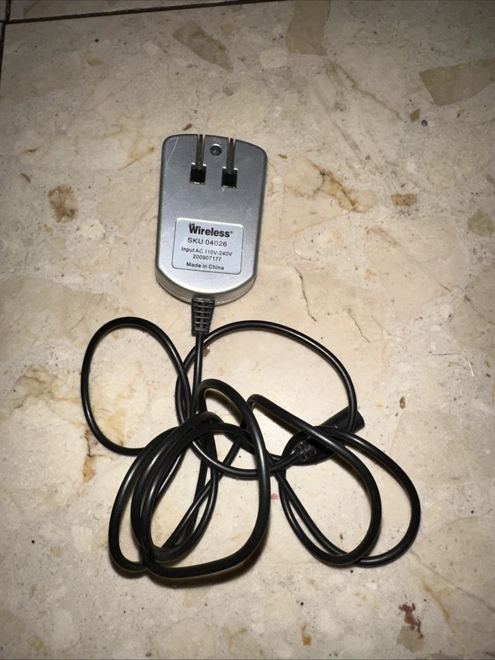 Just Wireless (SKU 04026) Cell Phone Wall AC Adapter Charger 240 Volts - Image 2 of 4