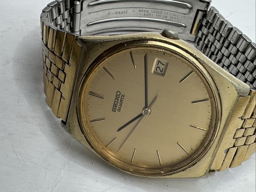 4x Gents Seiko Quartz Working Wristwatches Inc 7N33-5A09,5Y23-7030,7812-8039 - Picture 11 of 18
