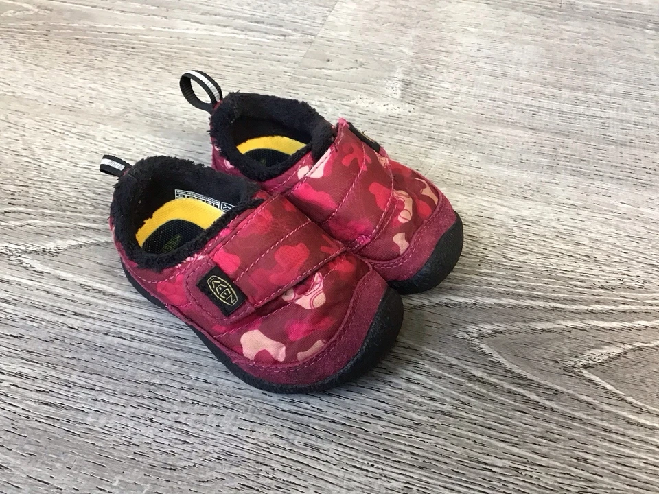 Keen Baby Toddler Sneakers Size 5 Girls Booties Slip On Shoes Crib Shoe 1025611 - Image 2 of 4