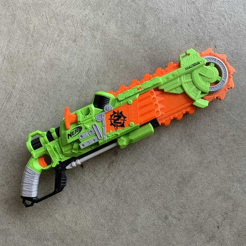 NICE! Nerf Zombie Strike Brainsaw Chainsaw Pump Action Dart Blaster Gun Works