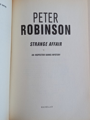 Strange Affair by Peter Robinson GC PreOwned Drama Thriller - Foto 7 di 11