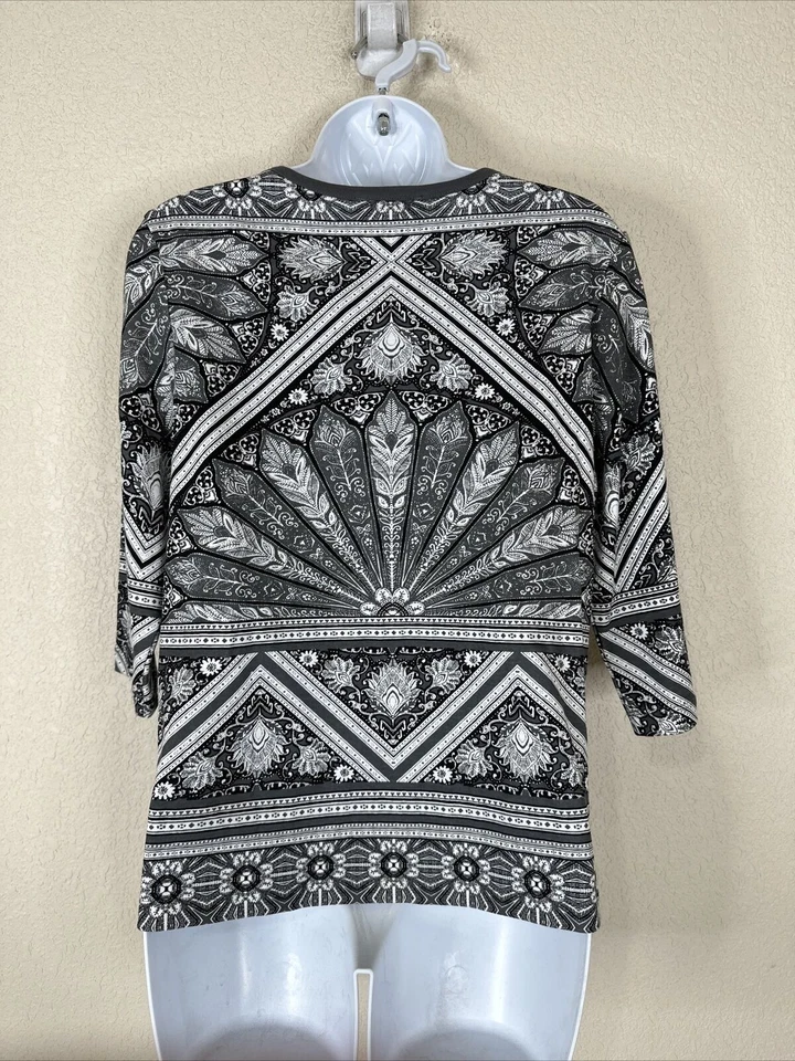 Rebecca Malone Womens Size PM Gray Floral Stripe Henley Shirt 3/4 Sleeve - Image 4 of 4