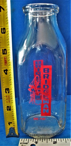 Vintage Bridgeman 1 Pint Milk Bottle with Pyroglazed Red Graphics - Picture 8 of 8