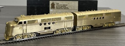 The Train Shop HO Brass E.M.D. FT A&B Diesel Locomotive Set - MINT & Unpainted!